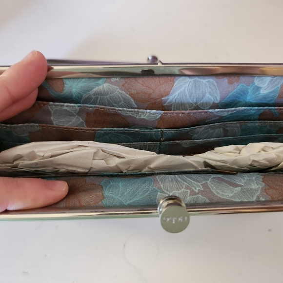 Genuine leather grey / gray clutch magnetic clasp NWT - Picture 3 of 7